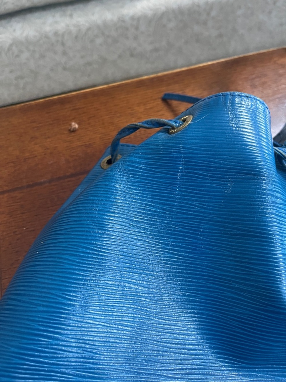 Louis Vuitton Blue Epi Leather Drawstring Hobo - Picture 13 of 16